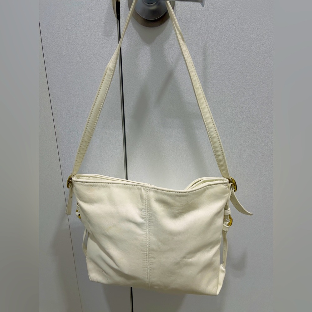 White Leather shoulder handbag